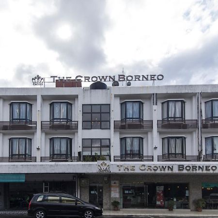 The Crown Borneo Hotel Кота Кинабалу Екстериор снимка