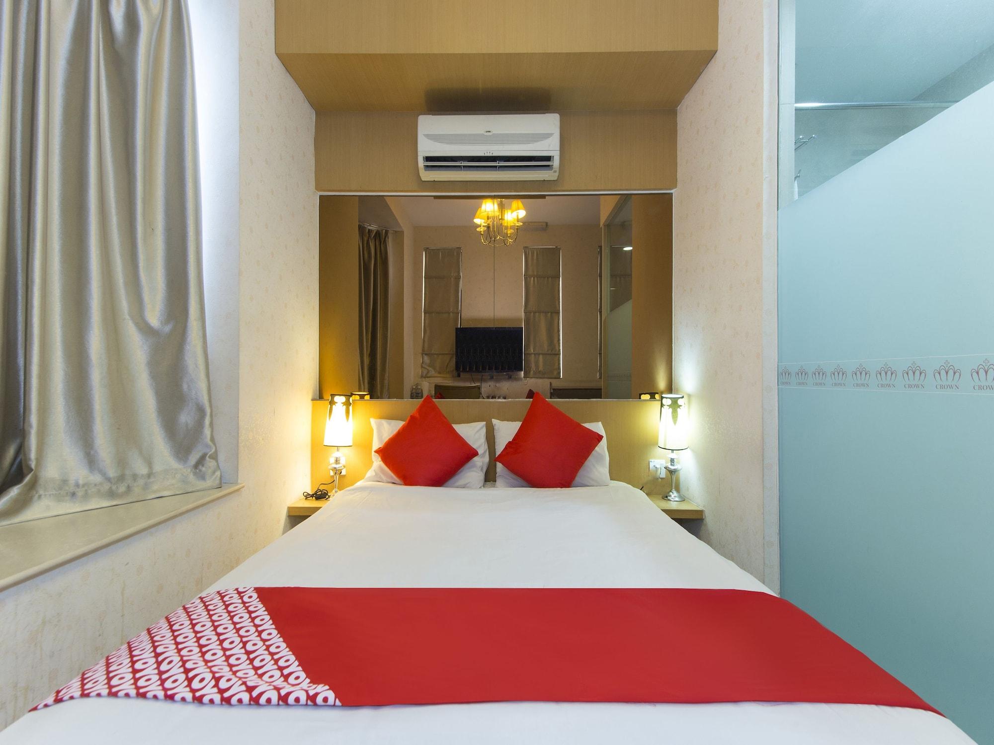 The Crown Borneo Hotel Кота Кинабалу Екстериор снимка