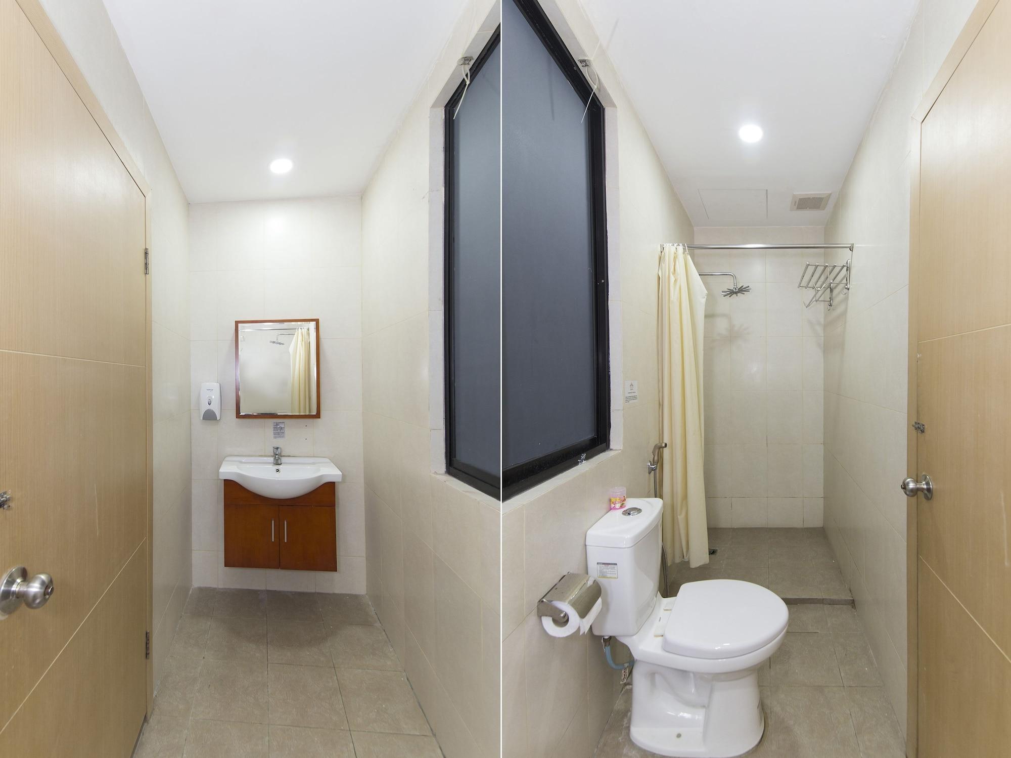 The Crown Borneo Hotel Кота Кинабалу Екстериор снимка