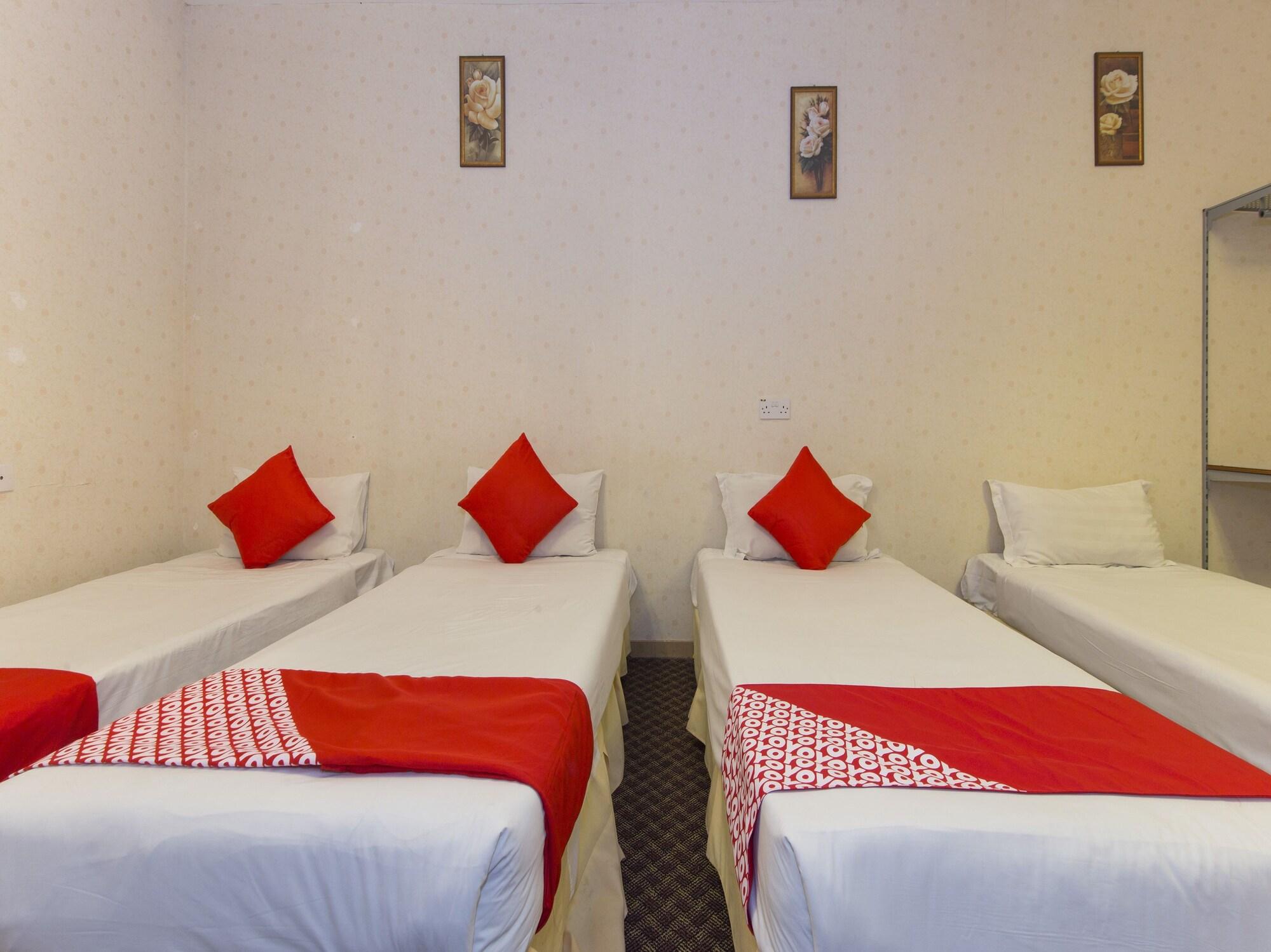 The Crown Borneo Hotel Кота Кинабалу Екстериор снимка