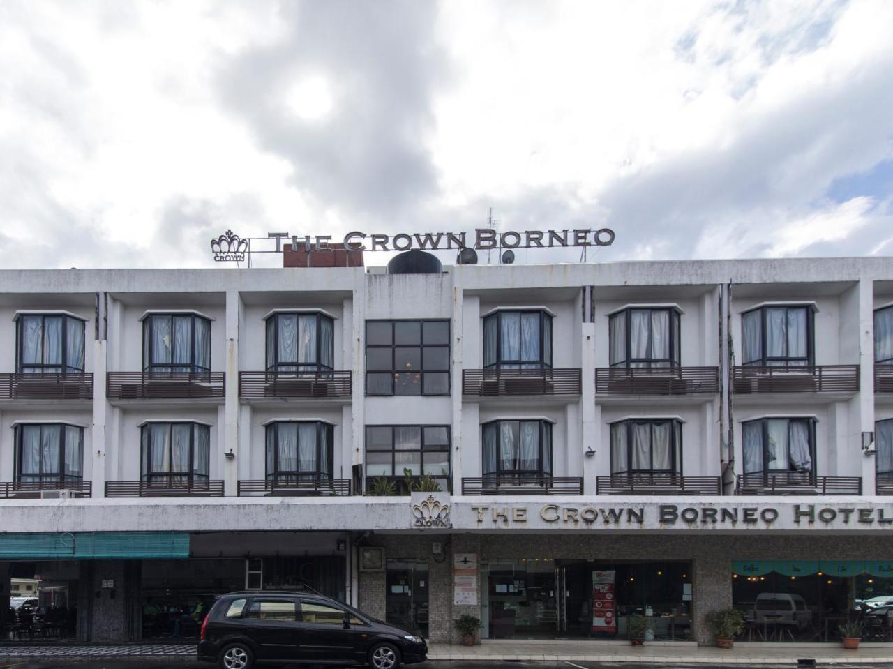 The Crown Borneo Hotel Кота Кинабалу Екстериор снимка